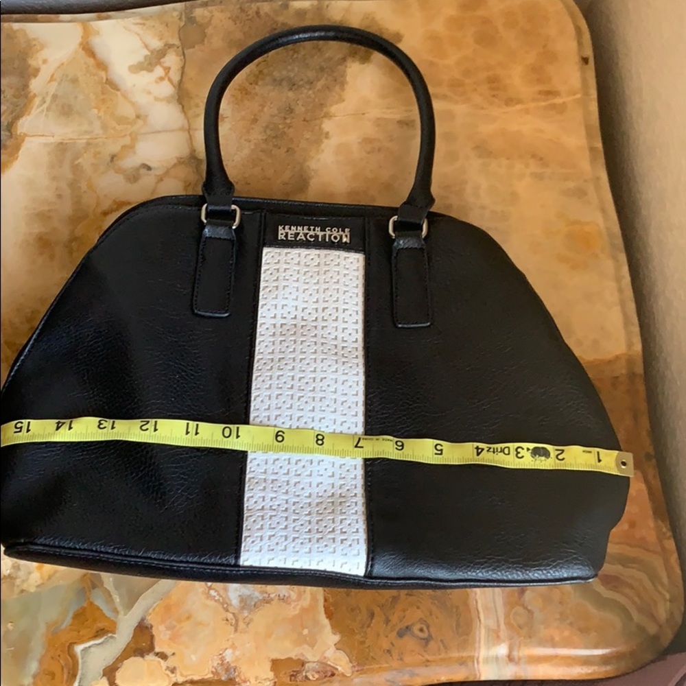 Kenneth Cole Reaction handbag/ purse - Picture 5 of 16